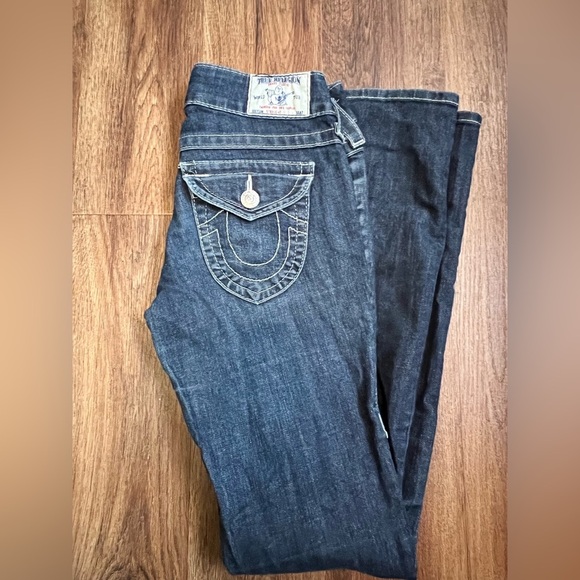 True religion Womens jeans size 26 Dark blue jeans in beautiful condition. - Picture 1 of 10